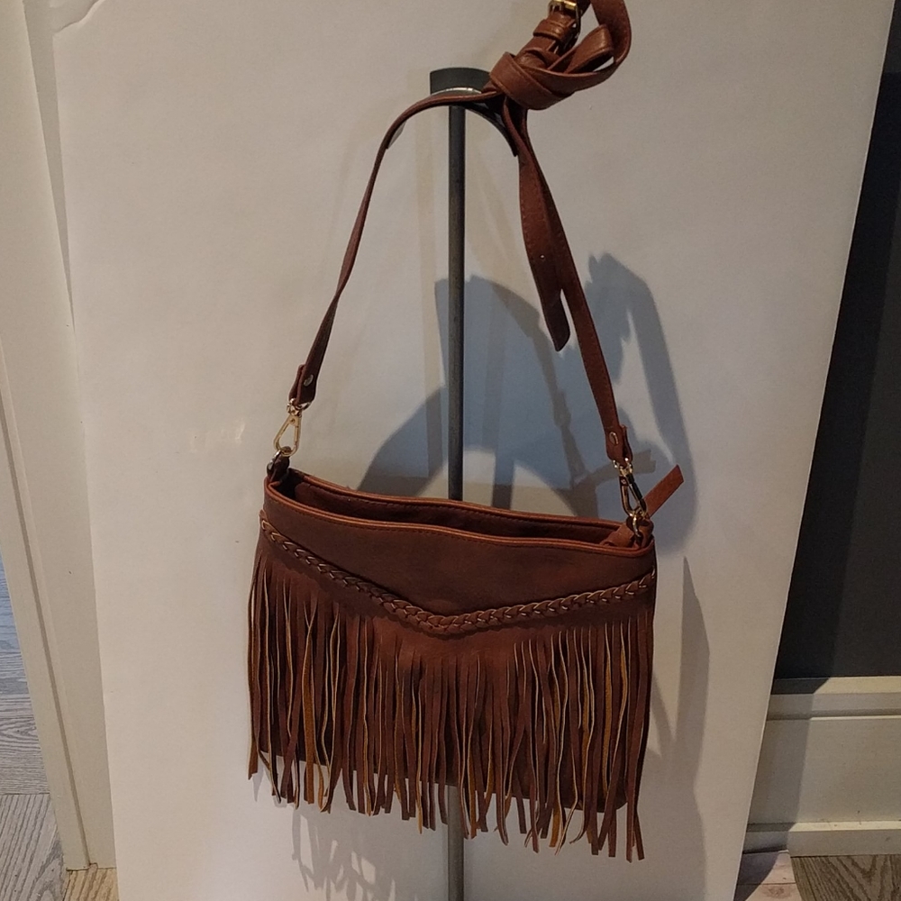 🍀🍀 Croosbody bag by Charming Charlie 🌸🌺🍀